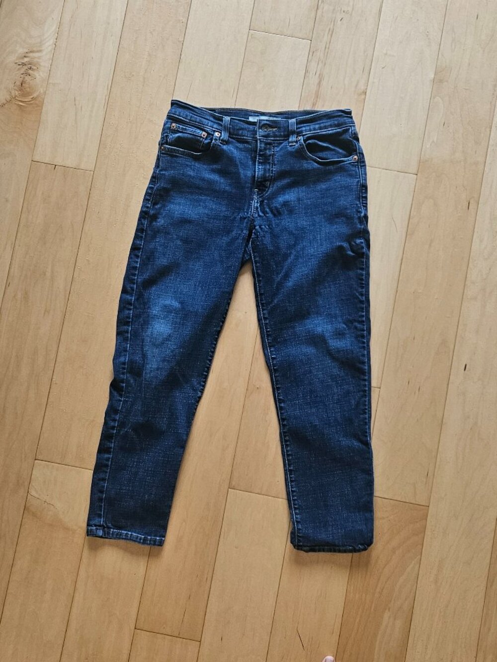 Levi's Boyfriend Jean Size 28